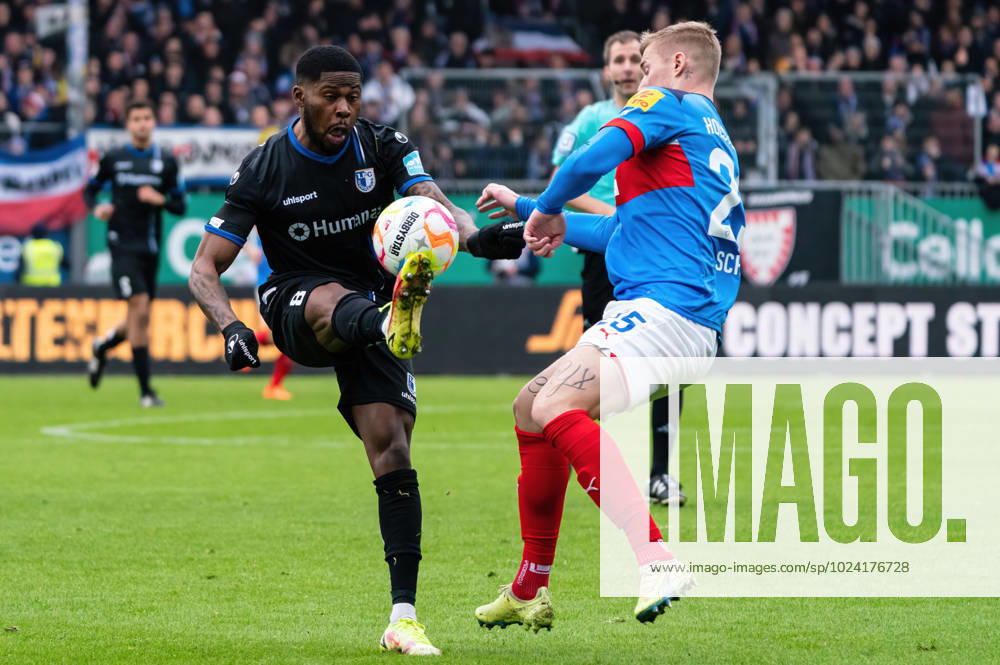 Moritz Broni Kwarteng 1 FC Magdeburg 8 vs Marvin Schulz Holstein Kiel 25 Holstein Kiel vs 1 FC Magdeburg, Football, 2 Bundesliga, Matchday 20, Season 2022 23, 11 02 2023 DFL REGULATES PROHIBIT ANY USE OF PHOTOGRAPHS AS IMAGE SEQUENCES AND OR QUASI VIDEO Press photo Marcel von Fehrn Holstein Kiel vs 1 FC Magdeburg, Football, 2 Bundesliga, Matchday 20, Season 2022 23, 11 02 2023 Kiel