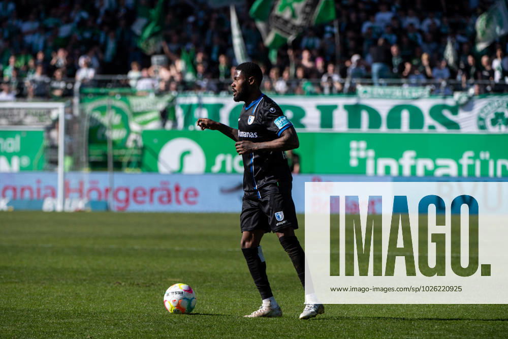 Moritz Broni Kwarteng 1 FC Magdeburg, 8 on the ball, GER, SpVgg Greuther Fuerth vs 1 FC Magdeburg, Football, 2 Bundesliga, 25 Spieltag, Spielzeit 2022 2023, 18 03 2023 DFB DFL regulations prohibit any use of photographs as image sequences and or quasi video GER, SpVgg Greuther Fuerth vs 1 FC Magdeburg, Football, 2 Bundesliga, 25 Spieltag, Spielzeit 2022 2023, 18 03 2023 Fuerth