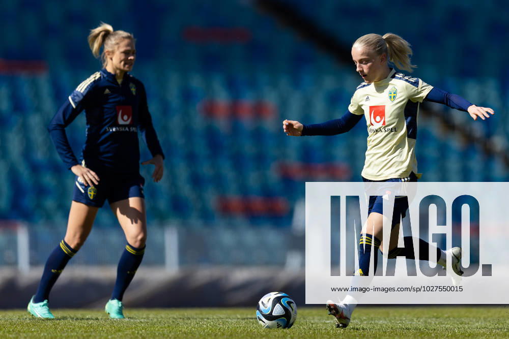 Anna Sandberg of Sweden during a training session with women?s national football team Sweden on April 9, 2023 in Göteborg Photo Michael Erichsen BILDBYRAN COP 89 MI0458 bbeng women football fotball football practice soccer sweden a sweden training training,