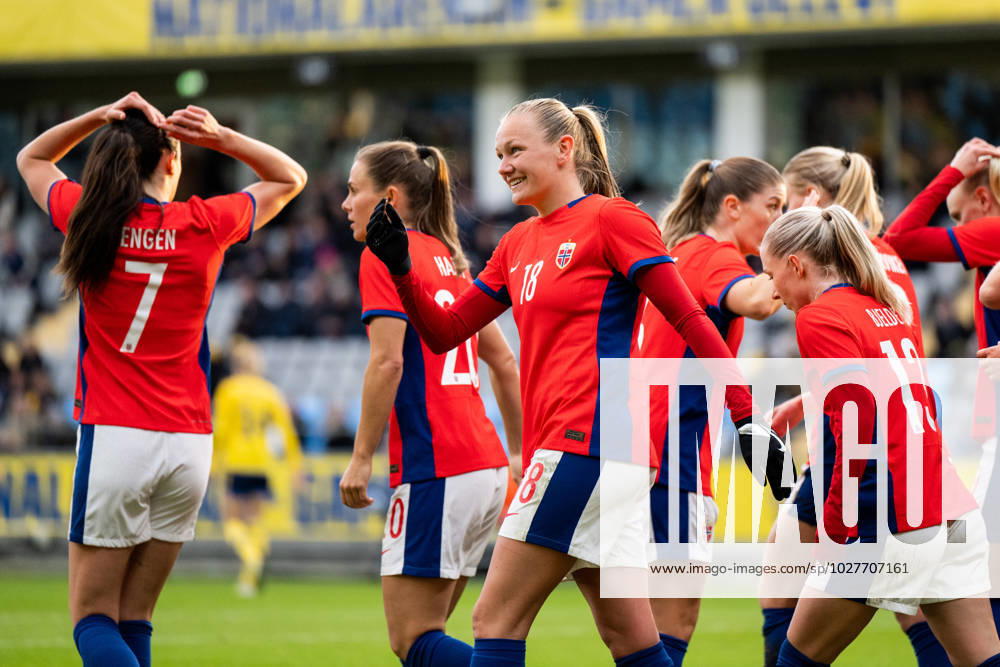 Frida Maanum of Norway celebrates after scoring 1 1 during the international friendly football match between Sweden and Norway on April 11, 2023 in Göteborg Photo Jörgen Jarnberger BILDBYRAN COP 112 JJ0272 football football soccer football training international friendly Sweden a sweden norway norway dam bbeng jubel,