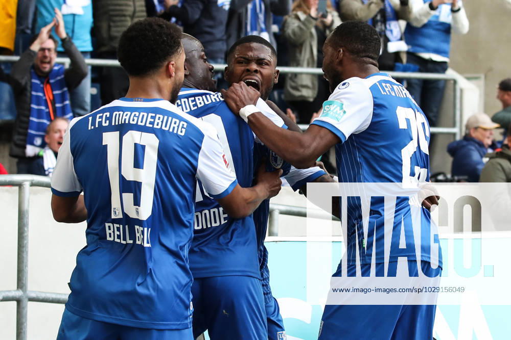 Goal celebration scorer Moritz Broni Kwarteng 1 FC Magdeburg,8 hits to 1 0 2 Football Bundesliga season 2022 2023 1 FC Magdeburg vs Hamburger SV in the MDCC Arena in Magdeburg action,soccer,man,men,Germany