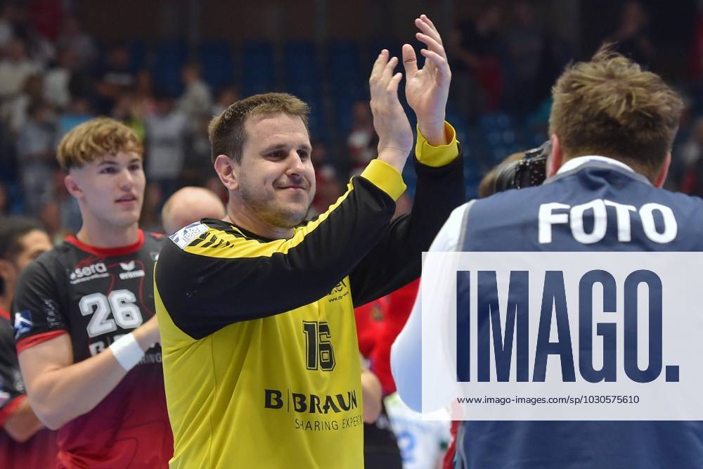 Cheering, joy after the victory Nebojsa Simic goalkeeper MT Melsungen 16 M , Tom Wolf MT Melsungen 26 , GER, MT Melsungen Frisch Auf Goeppingen, handball, 1 Bundesliga men, 01 06 2023, GER, MT Melsungen Frisch Auf Goeppingen, handball, 1 Bundesliga men, 01 06 2023 Kassel