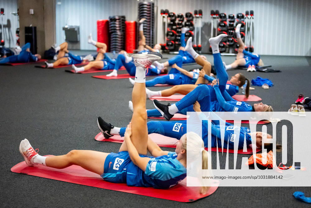 Emma Stolen Godo of the Norwegian women?s national football team during an indoor gym session ahead of the FIFA Women s World Cup on July 17, 2023 in Auckland Photo Vegard Grott BILDBYRAN code VG VG0480 bbeng fotball fotboll fotboll norge norway a kvinner dam fotbolls vm fotball vm kvinner världsmästerskap vm fifa womens world cup träning practice training day 3 gym