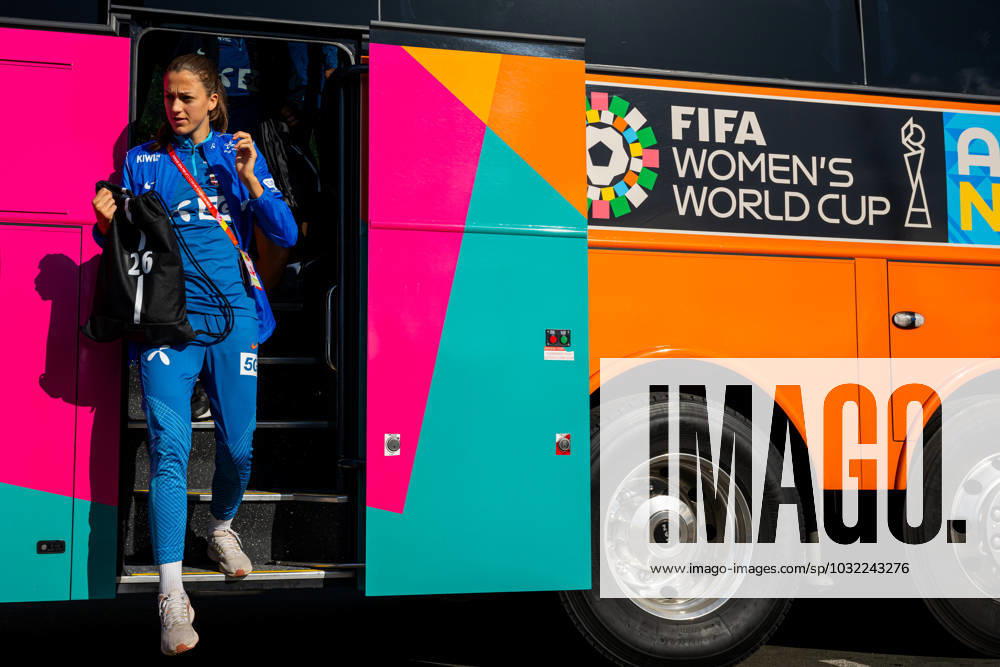 Emma Stolen Godo of the Norwegian women?s national soccer team arrives at a training session during the FIFA Women s World Cup on July 23, 2023 in Auckland Photo Vegard Grott BILDBYRAN code VG VG0491 bbeng fotboll fotboll norge norway a kvinner dam fotbolls vm fotboll vm kvinner världsmästerskap vm fifa womens world cup träning practice training day 4