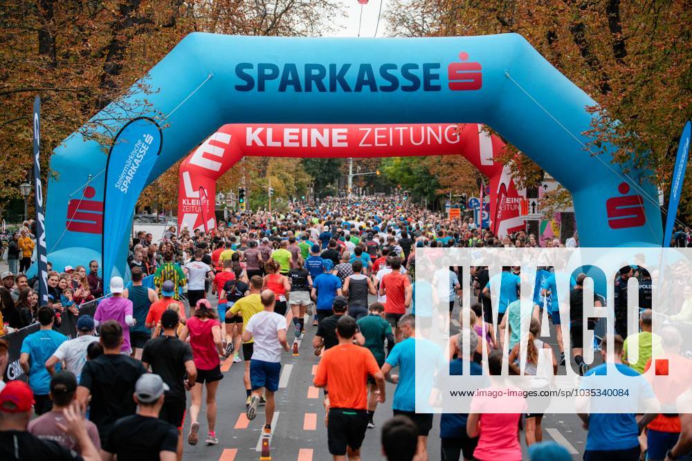 RUNNING - Graz Marathon 2023 GRAZ,AUSTRIA,08.OCT.23 - RUNNING - Graz Marathon. Image shows participants. GEPAxpictures xJohannesxFriedl
