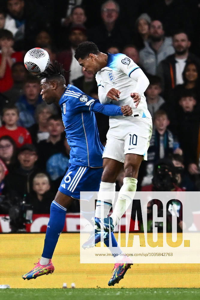 Jude Bellingham, Destiny Udogie of England and Destiny Udogie of Italy in action during the UEFA EURO, EM, Europameisterschaft,Fussball 2024 European qualifier match between England and Italy at Wembley Stadium on October 17, 2023 in London, England. Photo Sebastian Frej England v Italy: Group C - UEFA EURO 2024 European Qualifiers