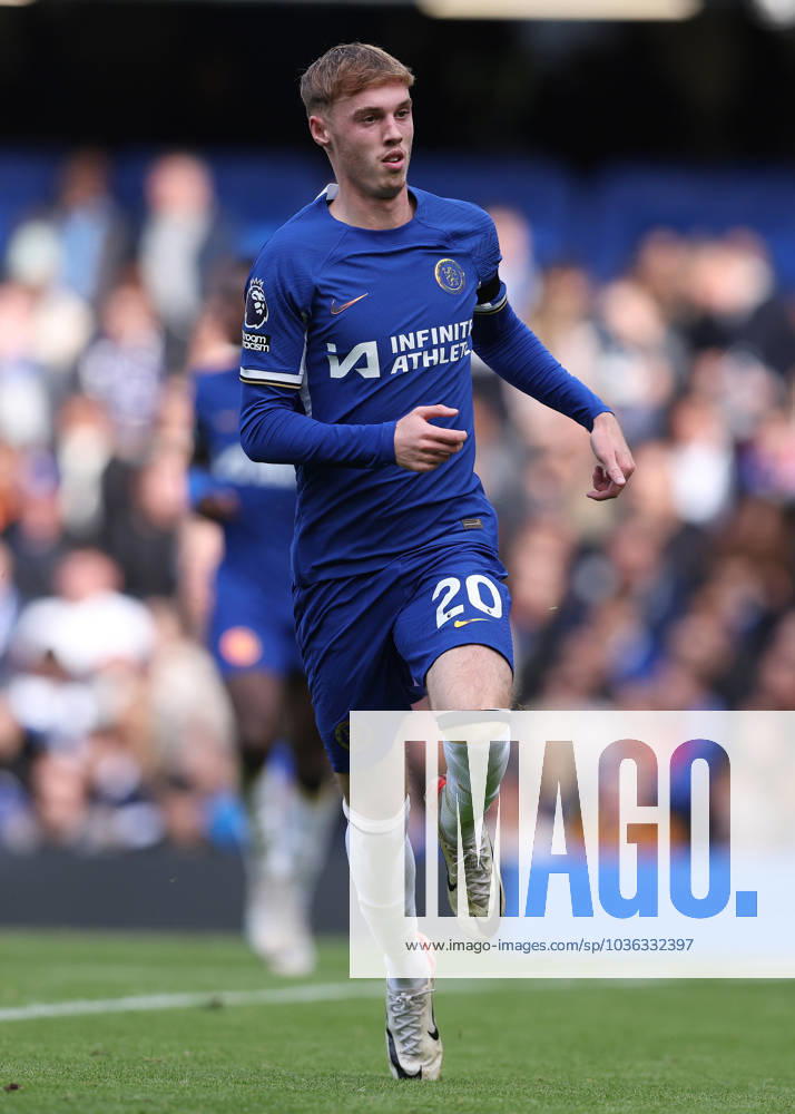 London, England, 28th October 2023. Cole Palmer of Chelsea during the Premier League match at Stamford Bridge, London. Picture credit should read: Paul Terry Sportimage . SPI-2685-0096