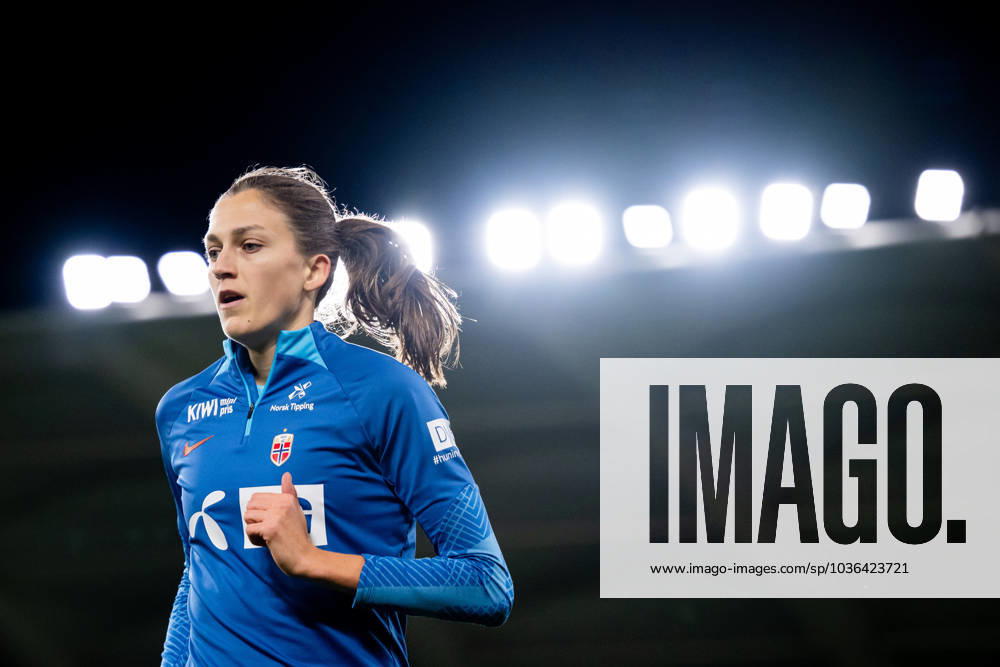 Emma Stolen Godo of the Norwegian women s national football team during a training session on October 30, 2023 in Reims Photo Vegard Grott BILDBYRAN kod VG VG0549 bbeng fotboll football soccer fotball norge norway women dam nations league träning practice training trening