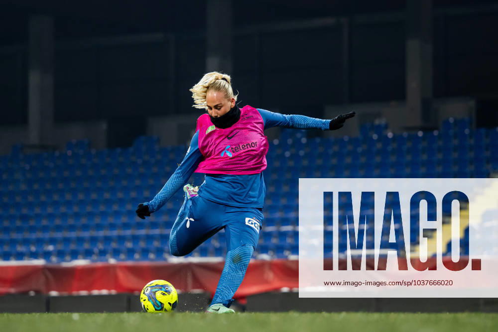 Cathinka Tandberg of the Norwegian women s national football team during a training session on December 4, 2023 in Sankt Pölten Photo Vegard Grott BILDBYRAN code VG VG0567 bbeng fotboll football soccer fotball norge norway women dam nations league träning practice training trening st pölten