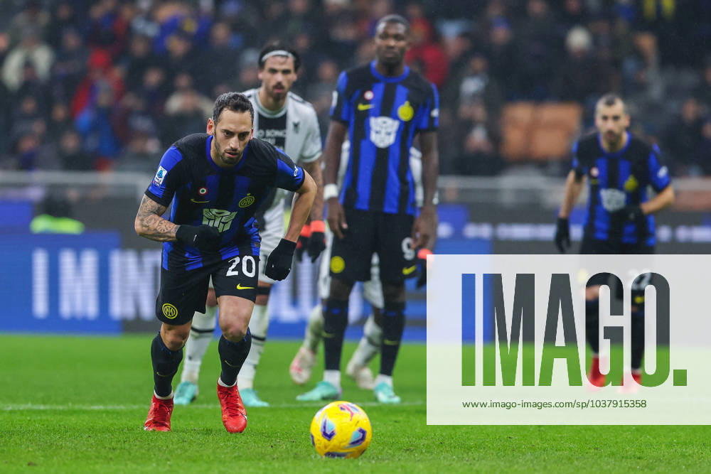 Hakan Calhanoglu of FC Internazionale scores a penalty during Serie A 2023 24 football match between FC Internazionale and Udinese Calcio at Giuseppe Meazza Stadium, Milan, Italy on December 09, 2023 - Milan Stadio Giuseppe Meazza Milan Italy