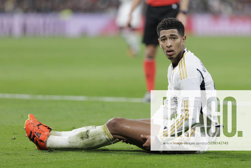 LA LIGA EA Sports - Real Madrid vs Villarreal Jude Bellingham of Real Madrid is playing during the La Liga 2023 24 match between Real Madrid and Villarreal at Santiago Bernabeu Stadium in Madrid, Spain, on December 17, 2023. Madrid Spain