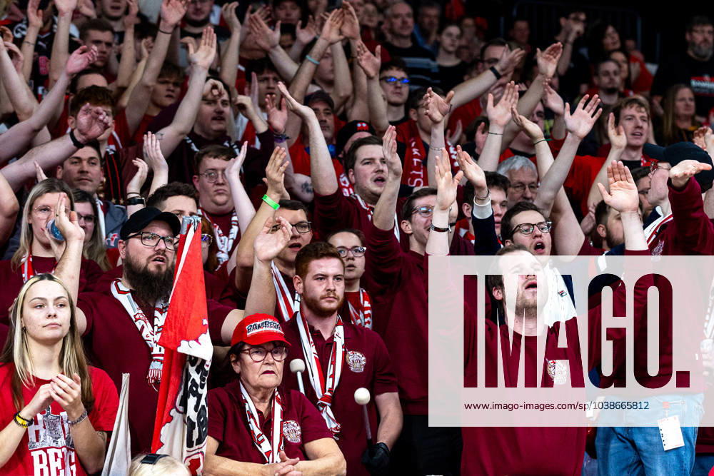 Fan, fans, spectators, cheers, jubilation, positive emotions, symbolic image, symbolic photo, Bamberg Baskets vs ALBA Berlin, basketball, easyCredit BBL, matchday 15, 07 01 2024 Bamberg Baskets vs ALBA Berlin, basketball, easyCredit BBL, matchday 15, 07 01 2024 Bamberg