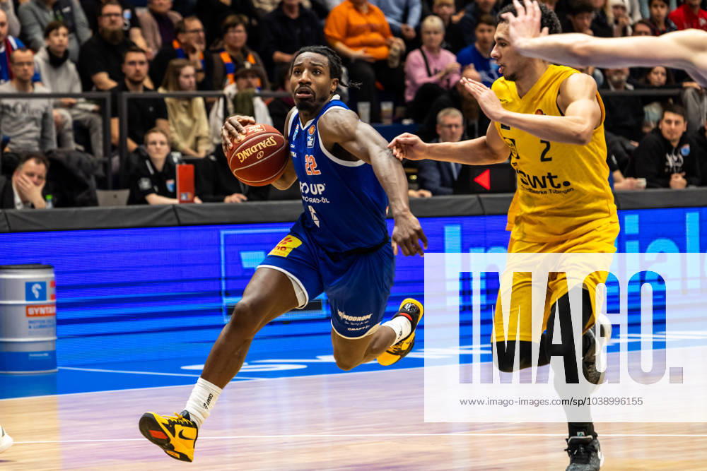 EasyCredit Basketball Bundesliga, Syntainics MBC Tigers Tübingen 14 01 2023, easyCredit Basketball Bundesliga, BBL, Season 2023 2024, Men, Syntainics MBC Tigers Tübingen, Johnathan Stove Syntainics MBC, No 22 , Zaccheus Darko Kelly Tigers Tübingen, No2
