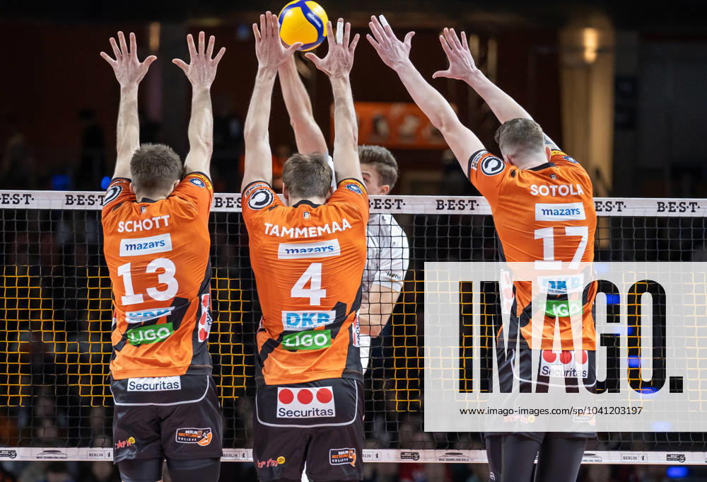 Berlin, Volleyball 1 Bundesliga, Men, Matchday 21, BR Volleys SVG Lueneburg, Max Schmeling Halle Berlins Ruben Schott l r , Timo Tammemaa and Marek Sotola go for the ball in the block BR Volleys SVG Lueneburg