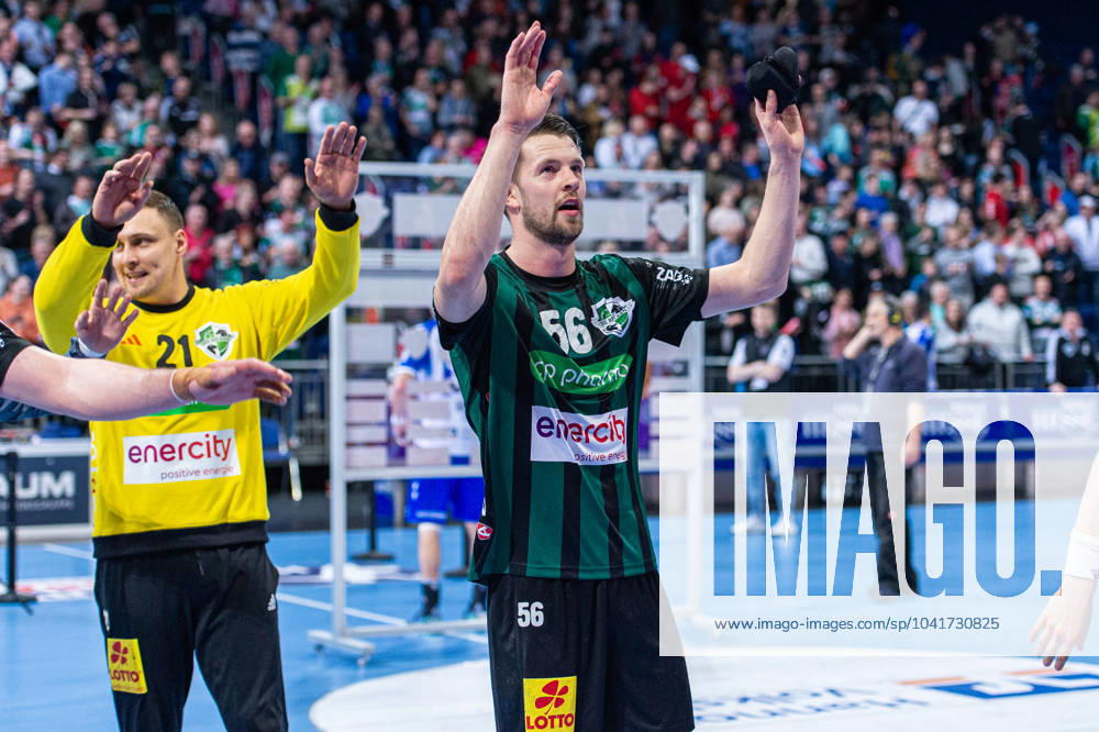 Hannes Feise TSV Hannover Burgdorf, No. 56 v l , TSV Hannover Burgdorf green against TVB Stuttgart blue on matchday 24 of the 2023 2024 season in the LIQUI MOLY Handball Bundesliga 29 02 2024, ZAG Arena Hannover, GER ,