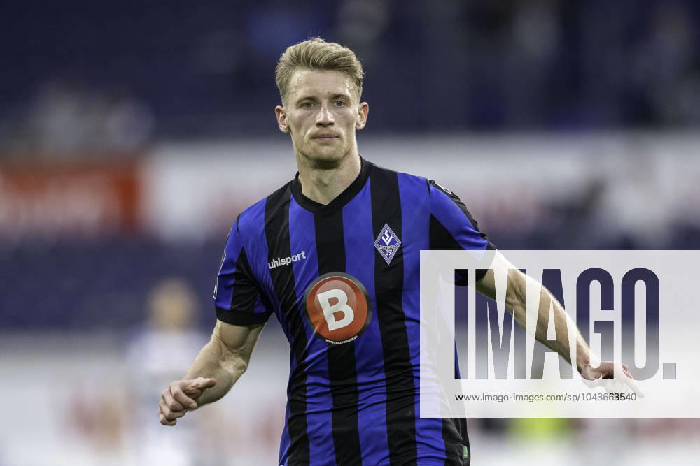 Football 3 Liga, Season 2023 2024, 33 Matchday, MSV Duisburg SV Waldhof Mannheim on 12 04 2024 in the Schauinsland Reisen Arena in Duisburg Malte Karbstein SV Waldhof Mannheim 07, 15 Important notice According to the regulations of the DFL German Football League or the DFB German Football Association, it is prohibited to use or have used photographs taken in the stadium and or of the match in the form of sequential images and or video-like photo series Foto Kirchner Media TH