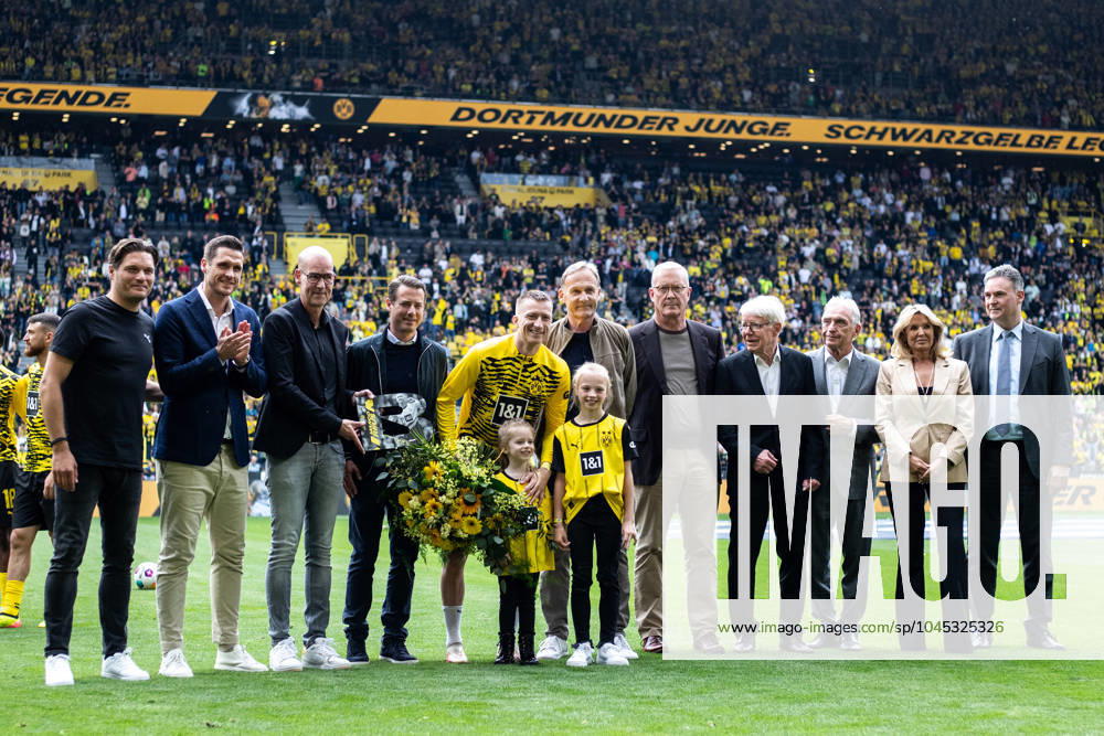 1 Soccer Bundesliga, 34 Matchday Borussia Dortmund SV Darmstadt 98 18 05 2024 Marko Reus Borussia Dortmund, 11 at the farewell ceremony 1 Soccer Bundesliga, 34 Matchday Borussia Dortmund SV Darmstadt 98 Signal Iduna Park, Dortmund 18 05 2024 DFL DFB regulations prohibit any use of photographs as image sequences and or quasi video