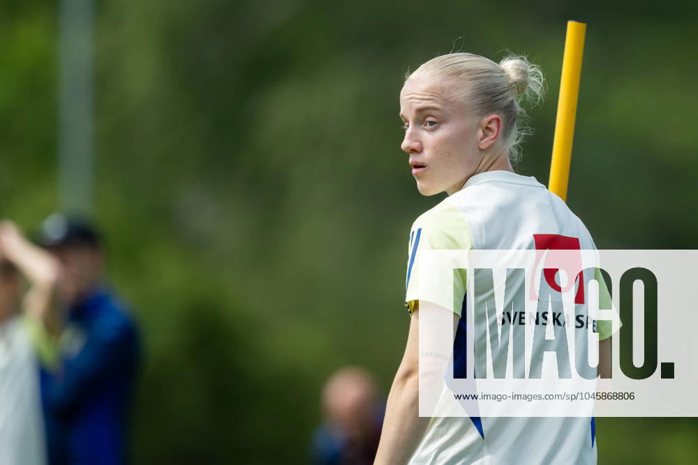 Anna Sandberg of Sweden during a training session on June 2, 2024 in Stockholm Photo Axel Boberg BILDBYRAN COP 258 AX0092 fotboll football soccer sweden sverige training practice träning bbeng dam