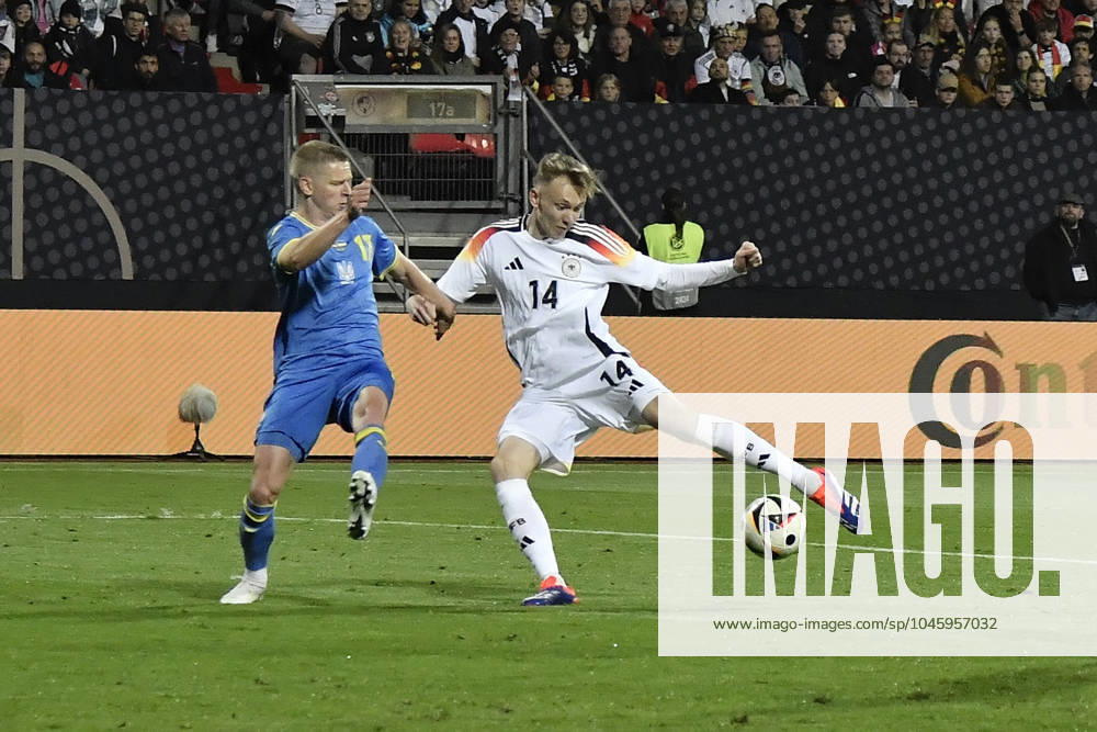 Penalty area scene Goal chance from Maximilian Beier 14, Germany , li Oleksandr Zinchenko 1, Ukraine 03 06 2024 International soccer match Germany vs Ukraine, Max Morlock Stadium, Nuremberg, Bayern Germany