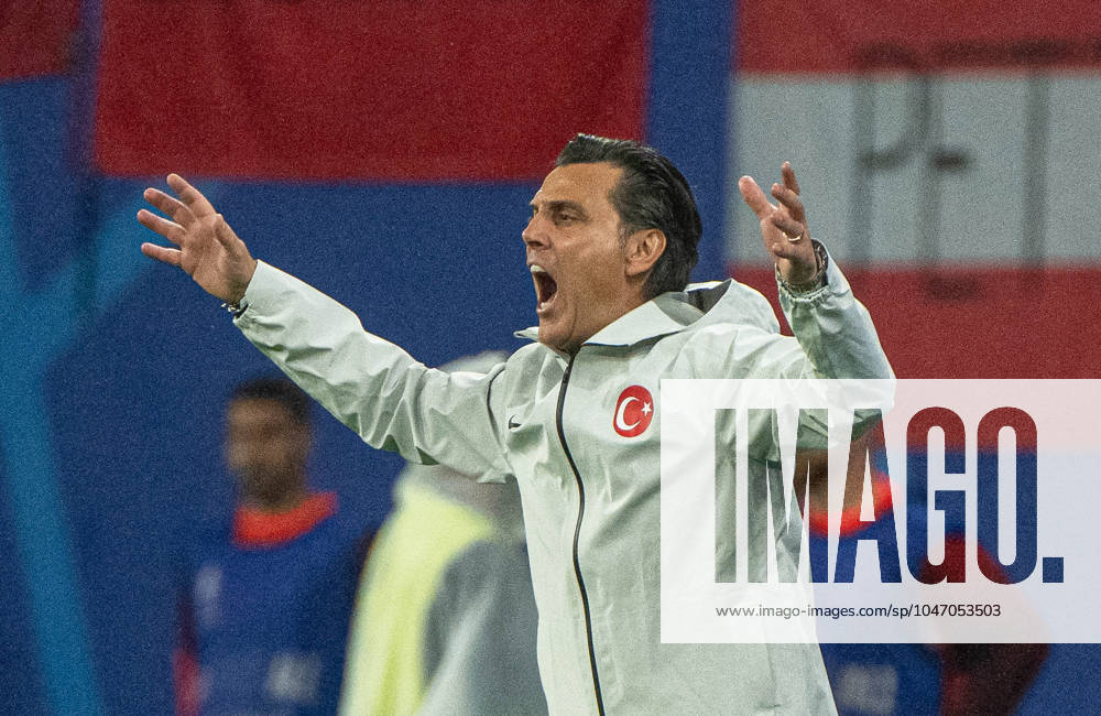 Football, Men, Season 2023 24, UEFA Euro EM 2024, Round of 16 in Leipzig, Austria Turkey, Coach Vincenzo Montella Turkey , 02 07 2024,