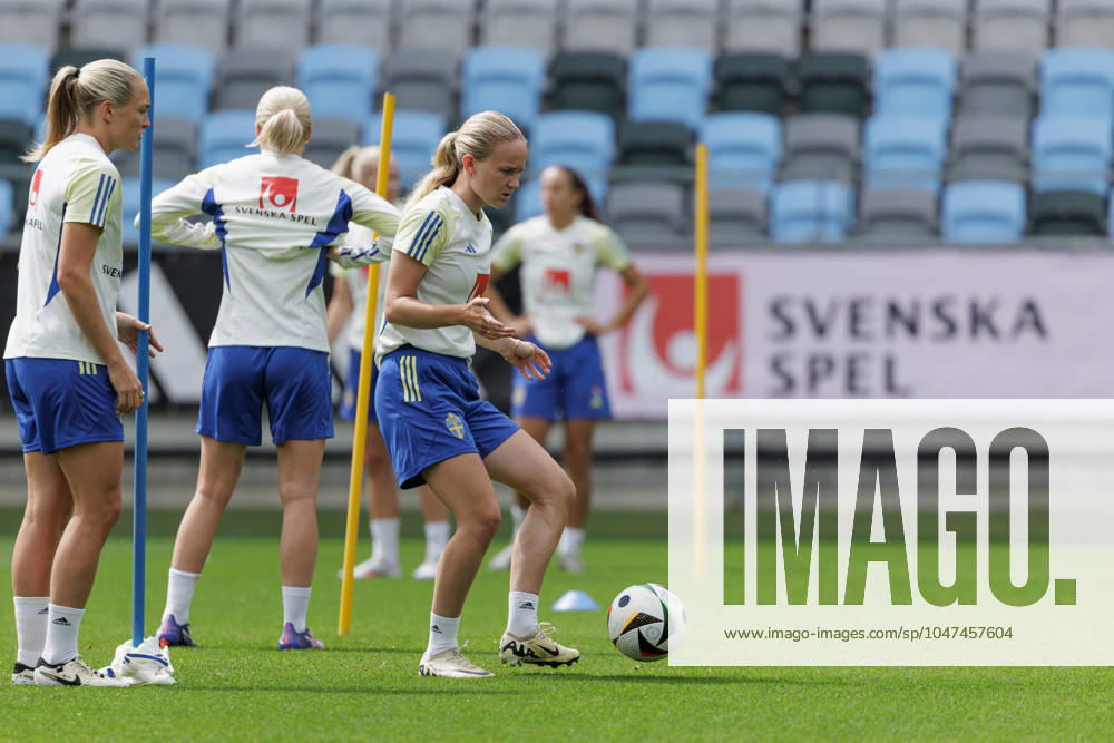 Matilda Vinberg of the Swedish women s national football team at a training session on July 15, 2024 in Göteborg