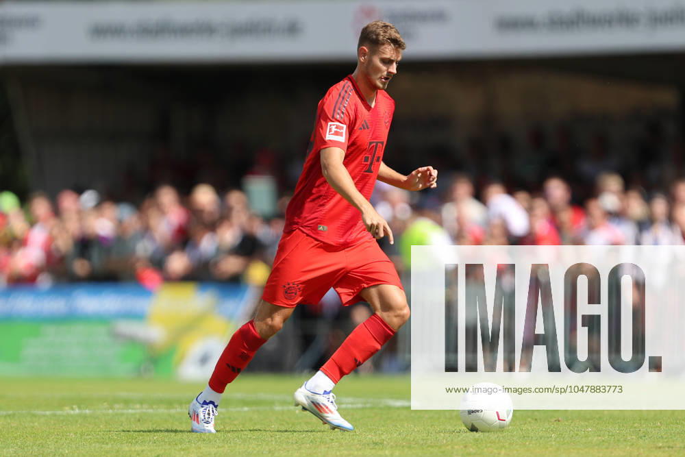 Josip Stanisic FC Bayern Munich in action, on the ball, single action, test match, 1 FC Düren vs FC Bayern Munich, Karl Knipprath Stadion on July 28, 2024 in Juelich, Germany Photo by Oliver Kaelke DeFodi Images Josip Stanisic FC Bayern Munich controls the ball, test match, 1 FC Düren vs FC Bayern Munich, Karl Knipprath Stadion on July 28, 2024 in Juelich, Germany Photo by Oliver Kaelke DeFodi Images Defodi 678 2024 07 28 OK FCDFCB 0594 Defodi-678