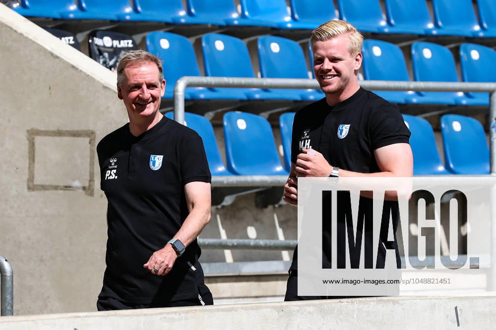 Coach Petrik Sander 1 FC Magdeburg and goalkeeper coordinator Maximilian Heidel 1 FC Magdeburg Football NOFV Oberliga Süd portrait appointment 2023 2024 official photo session 1 FC Magdeburg U23 at the MDCC Arena in Magdeburg Germany, Football, Men, GER, 26 07 2023 Christian Schroedter