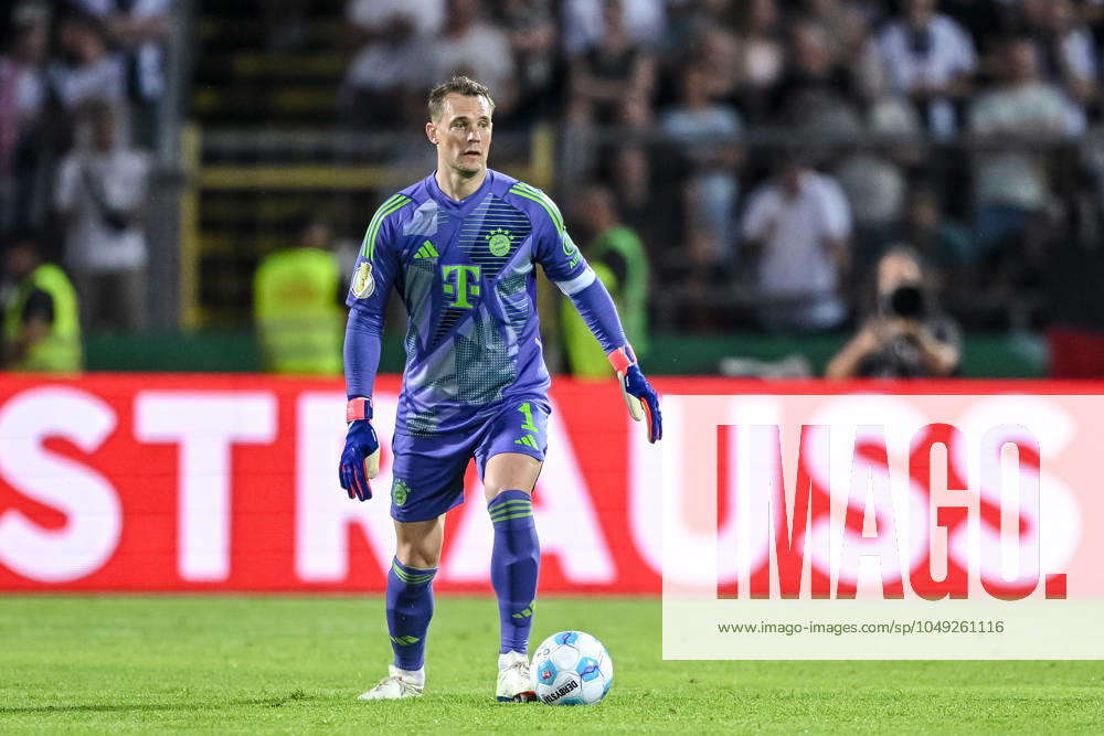 Goalkeeper Manuel Neuer FC Bayern Muenchen in action, on the ball, single action during the DFB Pokal First Round match between SSV Ulm 1846 Fussball and FC Bayern Muenchen at Donaustadion on August 16, 2024 in Ulm, Germany Photo by Harry Langer DeFodi Images Goalkeeper Manuel Neuer FC Bayern Muenchen controls the Ball during the DFB Pokal First Round match between SSV Ulm 1846 Fussball and FC Bayern Muenchen at Donaustadion on August 16, 2024 in Ulm, Germany Photo by Harry Langer DeFodi Images DFB DFL REGULATIONS PROHIBIT ANY USE OF PHOTOGRAPHS AS IMAGE SEQUENCES AND OR QUASI VIDEO Photo by Harry Langer DeFodi Images DFB DFL REGULATIONS PROHIBIT ANY USE OF PHOTOGRAPHS AS IMAGE SEQUENCES AND OR QUASI VIDEO Defodi 541 SSVFCB240816 177 Defodi-541 DFB DFL REGULATIONS PROHIBIT ANY USE OF PHOTOGRAPHS AS IMAGE SEQUENCES AND OR QUASI-VIDEO.
