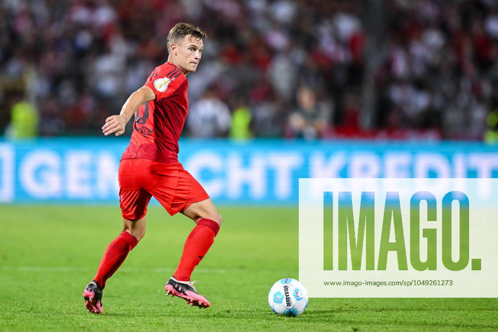 Joshua Kimmich FC Bayern Muenchen in action, on the ball, single action during the DFB Pokal First Round match between SSV Ulm 1846 Fussball and FC Bayern Muenchen at Donaustadion on August 16, 2024 in Ulm, Germany Photo by Harry Langer DeFodi Images Joshua Kimmich FC Bayern Muenchen controls the Ball during the DFB Pokal First Round match between SSV Ulm 1846 Fussball and FC Bayern Muenchen at Donaustadion on August 16, 2024 in Ulm, Germany Photo by Harry Langer DeFodi Images DFB DFL REGULATIONS PROHIBIT ANY USE OF PHOTOGRAPHS AS IMAGE SEQUENCES AND OR QUASI VIDEO Photo by Harry Langer DeFodi Images DFB DFL REGULATIONS PROHIBIT ANY USE OF PHOTOGRAPHS AS IMAGE SEQUENCES AND OR QUASI VIDEO Defodi 541 SSVFCB240816 379 Defodi-541 DFB DFL REGULATIONS PROHIBIT ANY USE OF PHOTOGRAPHS AS IMAGE SEQUENCES AND OR QUASI-VIDEO.