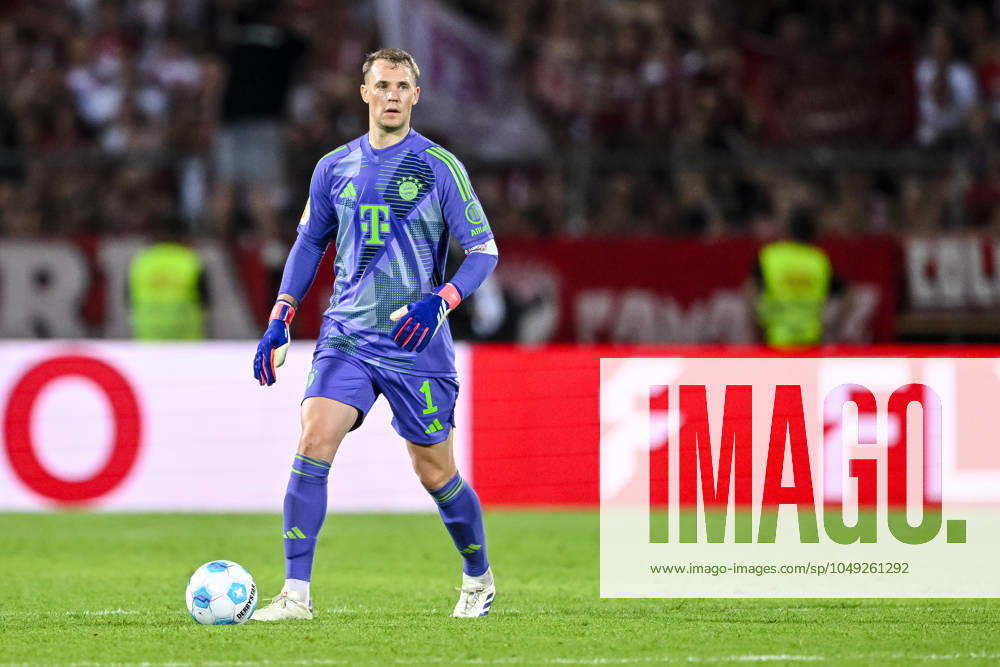 Goalkeeper Manuel Neuer FC Bayern Muenchen in action, on the ball, single action during the DFB Pokal First Round match between SSV Ulm 1846 Fussball and FC Bayern Muenchen at Donaustadion on August 16, 2024 in Ulm, Germany Photo by Harry Langer DeFodi Images Goalkeeper Manuel Neuer FC Bayern Muenchen controls the Ball during the DFB Pokal First Round match between SSV Ulm 1846 Fussball and FC Bayern Muenchen at Donaustadion on August 16, 2024 in Ulm, Germany Photo by Harry Langer DeFodi Images DFB DFL REGULATIONS PROHIBIT ANY USE OF PHOTOGRAPHS AS IMAGE SEQUENCES AND OR QUASI VIDEO Photo by Harry Langer DeFodi Images DFB DFL REGULATIONS PROHIBIT ANY USE OF PHOTOGRAPHS AS IMAGE SEQUENCES AND OR QUASI VIDEO Defodi 541 SSVFCB240816 429 Defodi-541 DFB DFL REGULATIONS PROHIBIT ANY USE OF PHOTOGRAPHS AS IMAGE SEQUENCES AND OR QUASI-VIDEO.