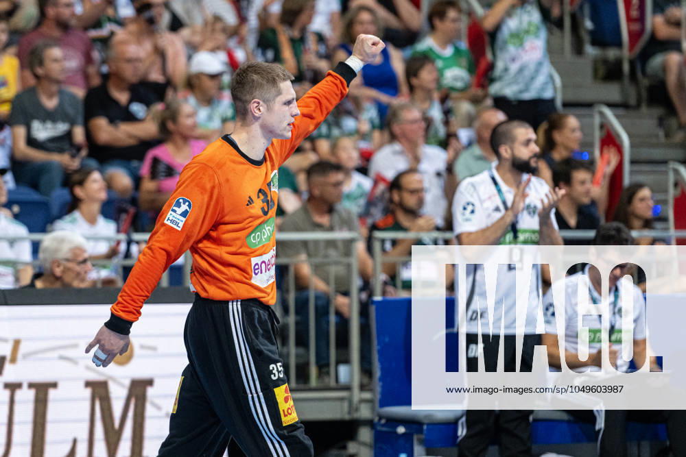 Joel Birlehm TSV Hannover Burgdorf, Nr 35 v l , TSV Hannover Burgdorf white against VfL Gummersbach blue on Matchday 1 of the 2024 2025 season in the DAIKIN Handball Bundesliga 05 09 2024, ZAG Arena Hannover, GER ,