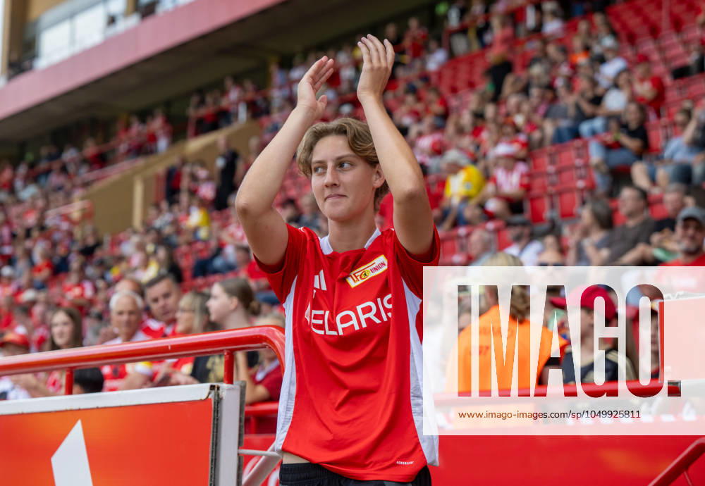 Soccer, Women, Test match, Season 2024 2025, 1 FC Union Berlin SV Werder Bremen, Zita Rurack 1 Women 1 FC Union at the team presentation, 03 08 2024,