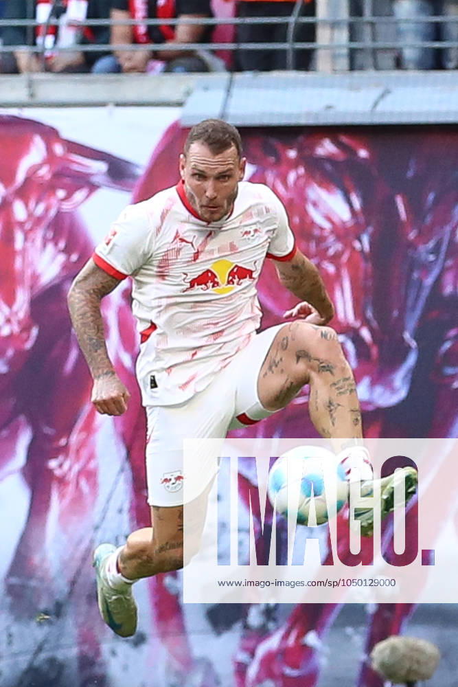 Fußball 1 Bundesliga, RB Leipzig 1 FC Union Berlin, v l David Raum Leipzig, 22 Freisteller, Einzelbild, Ganzkoerper, single frame Leipzig