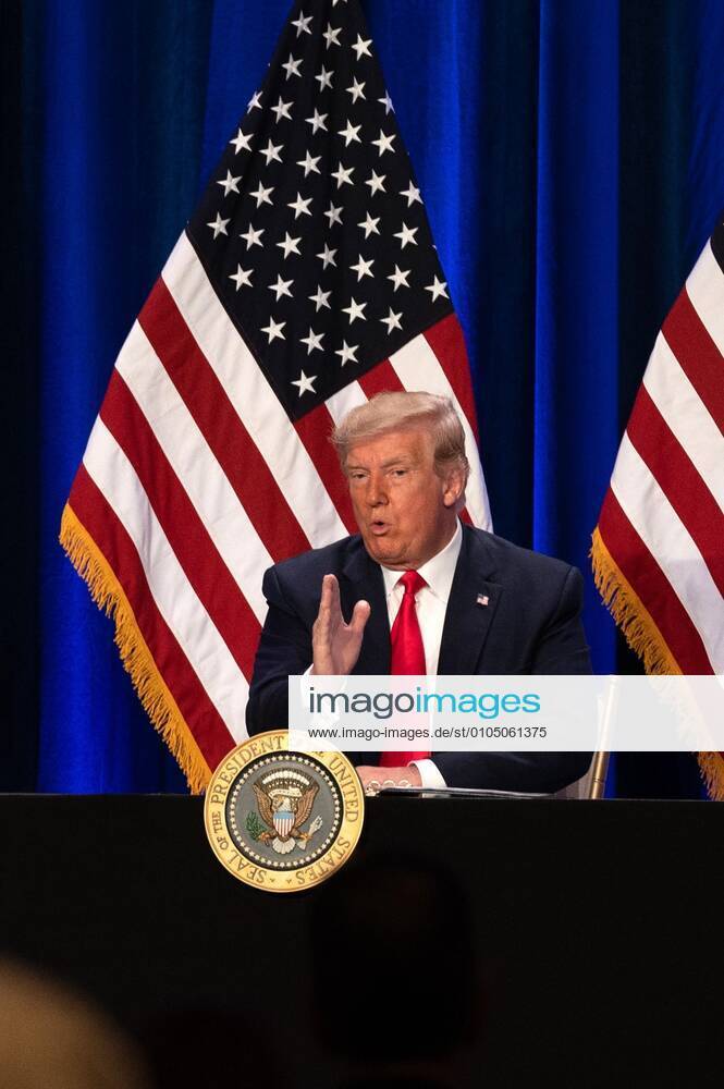 The President of the United States Donald J. Trump speaks during the encounter Latinos for Trump at the Trump National Doral Miami, in Doral, Florida, USA. Trump meets with the Latino community in Miami, where he has the support of the majority of Cubans and Venezuelans facing their governments, but he must conquer Latinos of other origins, more inclined towards the Democrat Joe Biden. President Trump urges Latinos to vote !ACHTUNG: NUR REDAKTIONELLE NUTZUNG!