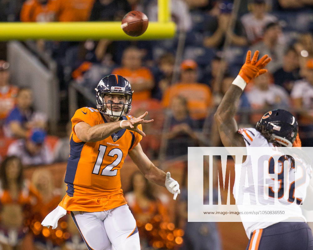 NFL, American Football Herren, USA 2018: Bears vs Broncos Aug 18 August 18, 2018: Denver Broncos quarterback Paxton Lynch (12) during the third quarter of an NFL preseason matchup between the Chicago Bears and the Denver Broncos at Broncos Stadium at Mile High Denver CO, Scott D Stivason Cal Media Denver Colorado United States of America