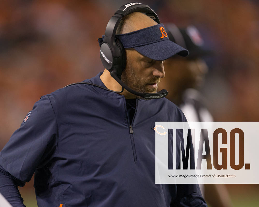 NFL, American Football Herren, USA 2018: Bears vs Broncos Aug 18 August 18, 2018: Chicago Bears head coach Matt Nagy during the third quarter of an NFL preseason matchup between the Chicago Bears and the Denver Broncos at Broncos Stadium at Mile High Denver CO, Scott D Stivason Cal Media Denver Colorado United States of America