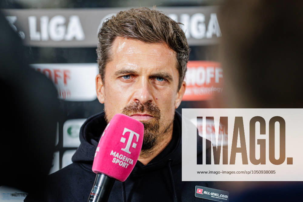Thomas Stamm SG Dynamo Dresden, Head Coach in an interview with Magenta TV GER, SC Verl vs SG Dynamo Dresden, Football, 3 Liga, Matchday 7, Season 2024 2025, 25 09 2024 DFL Regulations prohibit any use of photographers as image sequences and or quasi video GER, SC Verl vs SG Dynamo Dresden, Football, 3 Liga, Matchday 7, Season 2024 2025, 25 09 2024 Verl