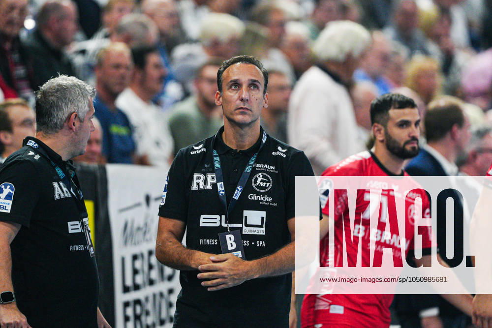 Roberto Garcia Parrondo MT Melsungen, Coach GER, THW Kiel vs MT Melsungen, Handball, Bundesliga, Matchday, 4, Season 2024 2025, 26 09 2024 GER, THW Kiel vs MT Melsungen, Handball, Bundesliga, Matchday, 4, Season 2024 2025, 26 09 2024 Kiel