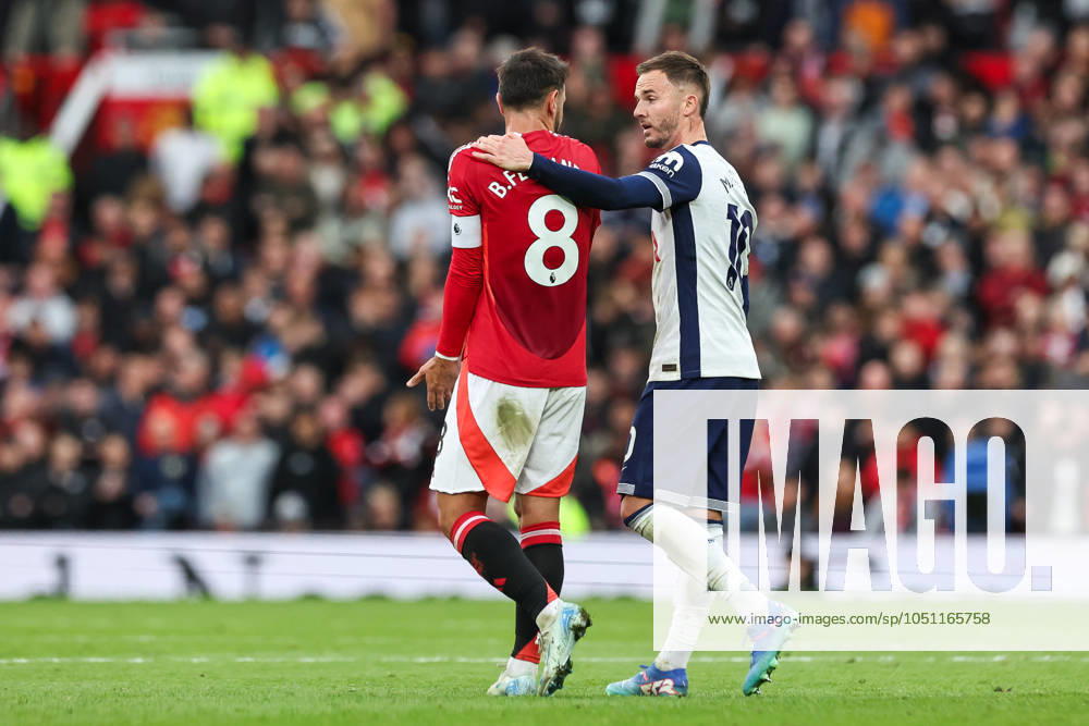 Premier League Manchester United, ManU v Tottenham Hotspur James Maddison of Tottenham Hotspur consoles Bruno Fernandes of Manchester United after he is shown the red card during the Premier League match Manchester United vs Tottenham Hotspur at Old Trafford, Manchester, United Kingdom, 29th September 2024 (Photo by Mark Cosgrove News Images)