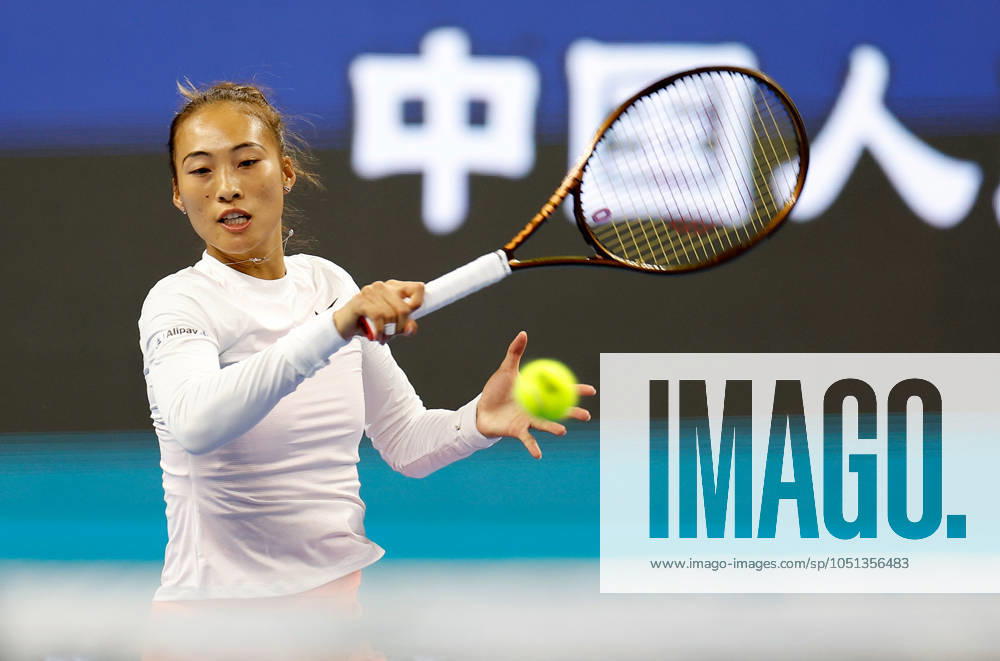(241002) -- BEIJING, Oct. 2, 2024 -- Zheng Qinwen hits a return during the women s singles round of 16 match between Amanda Anisimova of the United States and Zheng Qinwen of China at the 2024 China Open tennis tournament in Beijing, capital of China, Oct. 2, 2024. ) (SP)CHINA-BEIJING-TENNIS-CHINA OPEN-WOMEN S SINGLES(CN) WangxLili