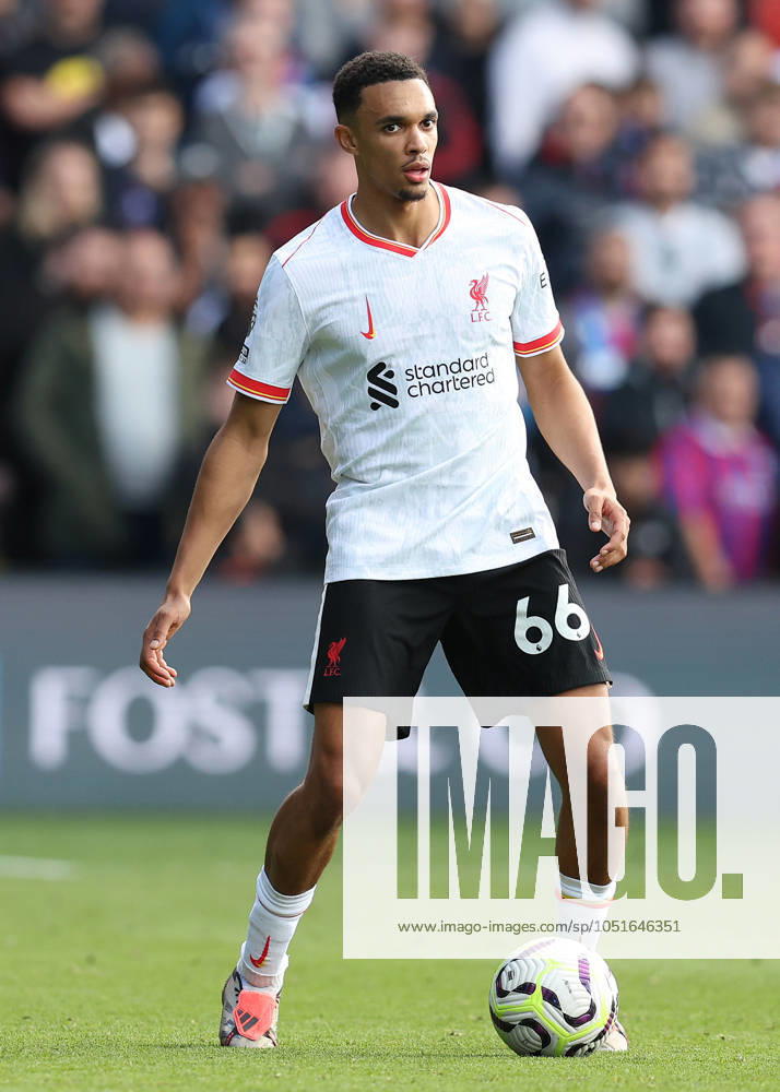 London, England, 5th October 2024. Trent Alexander-Arnold of Liverpool during the Premier League match at Selhurst Park, London. Picture credit should read: Paul Terry Sportimage . SPI-3361-0131