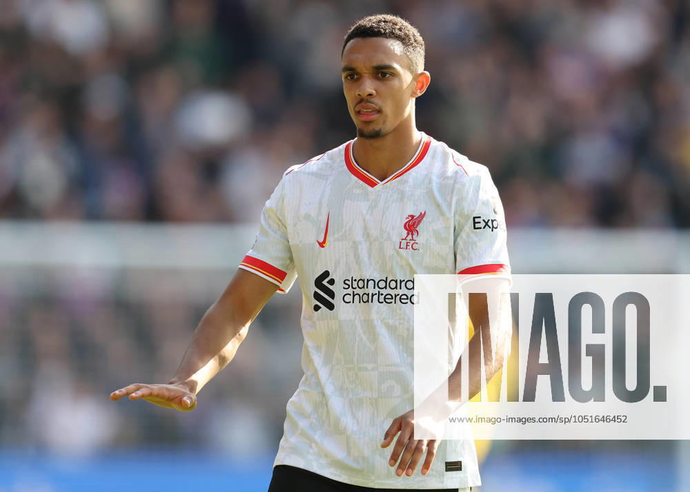 London, England, 5th October 2024. Trent Alexander-Arnold of Liverpool during the Premier League match at Selhurst Park, London. Picture credit should read: Paul Terry Sportimage . SPI-3361-0135