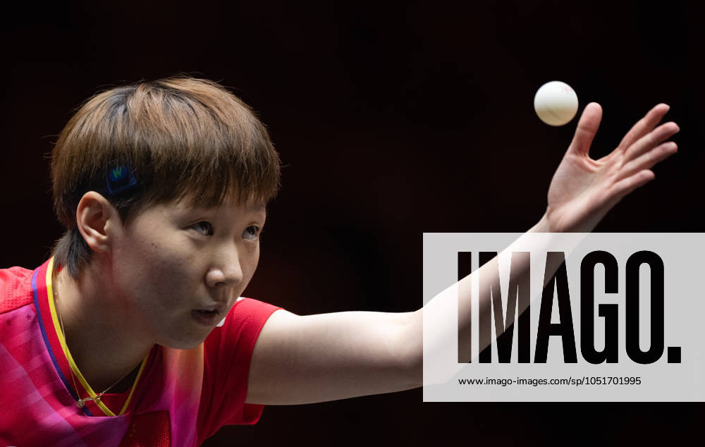 (241006) -- BEIJING, Oct. 6, 2024 -- Wang Manyu of China serves during the women s singles final match against Sun Yingsha of China at 2024 World Table tennis, Tischtennis (WTT) China Smash in Beijing, China, Oct. 6, 2024. ) (SP)CHINA-BEIJING-TABLE TENNIS-WTT-CHINA SMASH-WOMEN S SINGLES(CN) XiaoxYijiu