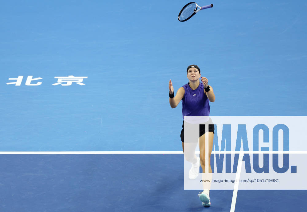 (241006) -- BEIJING, Oct. 6, 2024 -- Karolina Muchova of the Czech Republic catches her racket during the women s singles final match against Coco Gauff of the United States at the 2024 China Open tennis tournament in Beijing, China, Oct. 6, 2024. ) (SP)CHINA-BEIJING-TENNIS-CHINA OPEN-WOMEN S SINGLES-FINAL (CN) ZhangxChenlin