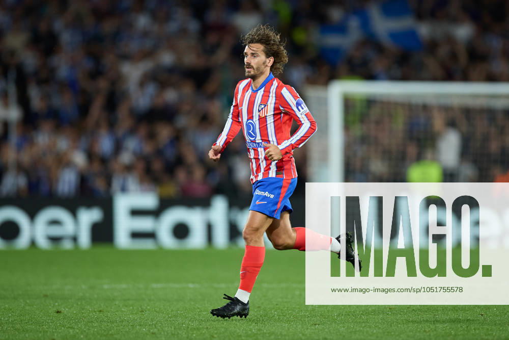 Antoine Griezmann of Atletico de Madrid in action during the LaLiga EA Sports match between Real Sociedad and Atletico de Madrid at Reale Arena on October 6, 2024, in San Sebastian, Spain. San Sebastian SPAIN - ZUMAa181 20241006_zaa_a181_292