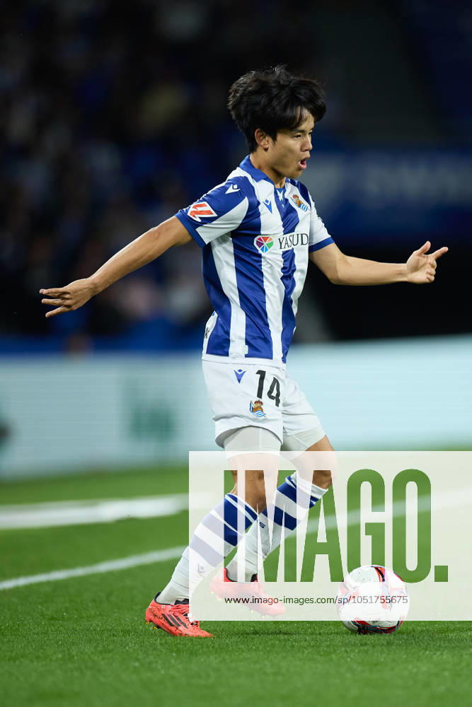 Takefusa Kubo of Real Sociedad in action during the LaLiga EA Sports match between Real Sociedad and Atletico de Madrid at Reale Arena on October 6, 2024, in San Sebastian, Spain. San Sebastian SPAIN - ZUMAa181 20241006_zaa_a181_295