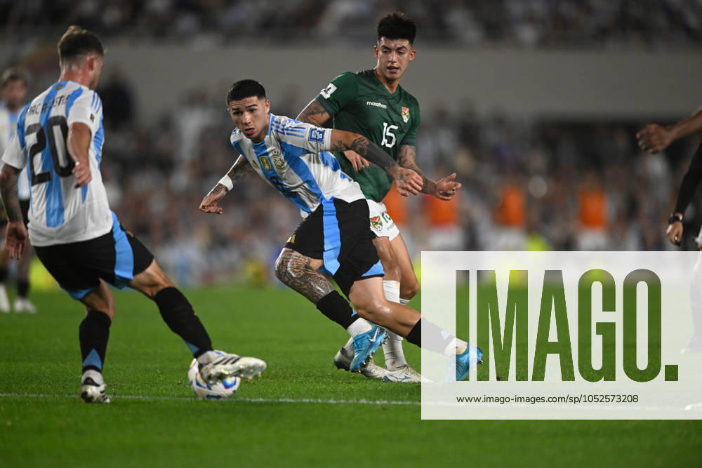 Enzo Fernandez, Gabriel Villamil of Argentina during the FIFA World Cup, WM, Weltmeisterschaft, Fussball 2026 South American Qualifier match between Argentina and Bolivia at Estadio Mas Monumental Antonio Vespucio Liberti on October 15, 2024 in Buenos Aires, Argentina. Photo by D.Halisz SFSI Argentina v Bolivia - FIFA World Cup 2026 Qualifier