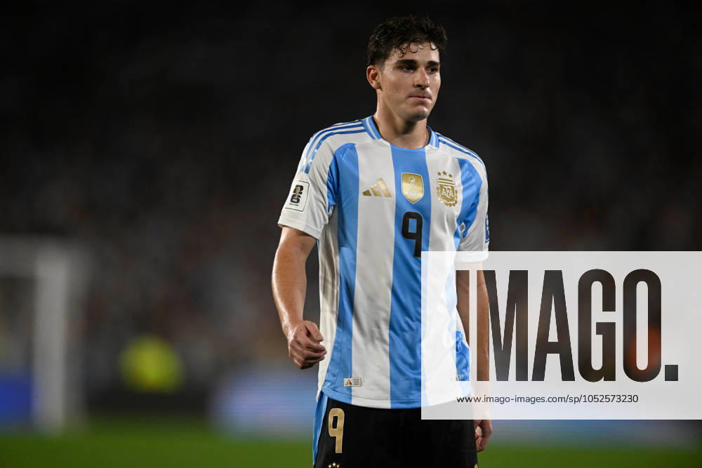 Julian Alvarez of Argentina looks on, head and shoulders during the FIFA World Cup, WM, Weltmeisterschaft, Fussball 2026 South American Qualifier match between Argentina and Bolivia at Estadio Mas Monumental Antonio Vespucio Liberti on October 15, 2024 in Buenos Aires, Argentina. Photo by D.Halisz SFSI Argentina v Bolivia - FIFA World Cup 2026 Qualifier