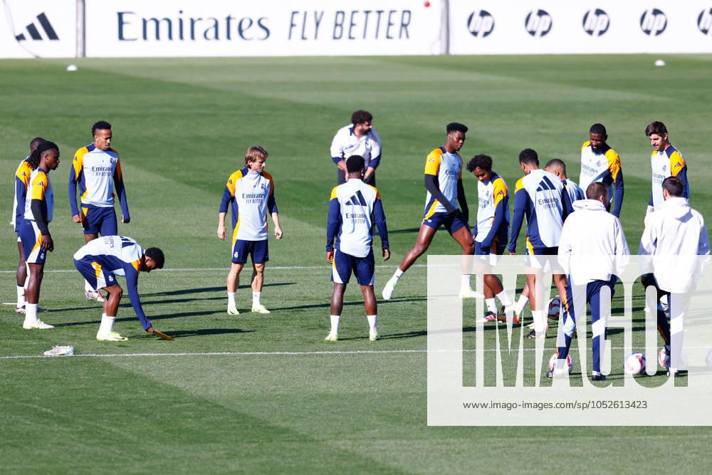 Players of Real Madrid warm up during the training day of Real Madrid ahead the Spanish League, LaLiga EA Sports, football match against Celta de Vigo at Ciudad Deportiva Real Madrid on October 18, 2024, in Valdebebas, Madrid, Spain. Madrid SPAIN - ZUMAa181 20241018_zaa_a181_028