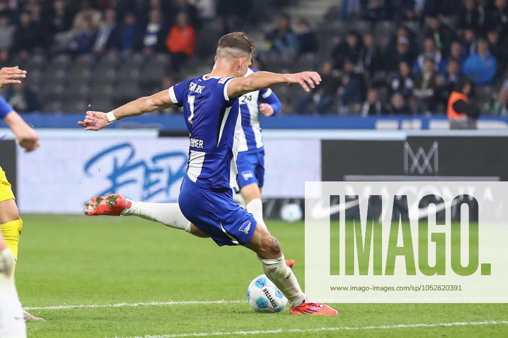 Fußball 2 Bundesliga, Hertha BSC Berlin Eintracht Braunschweig, v l Florian Niederlechner Hertha, 7 trifft zum 3 1 Berlin